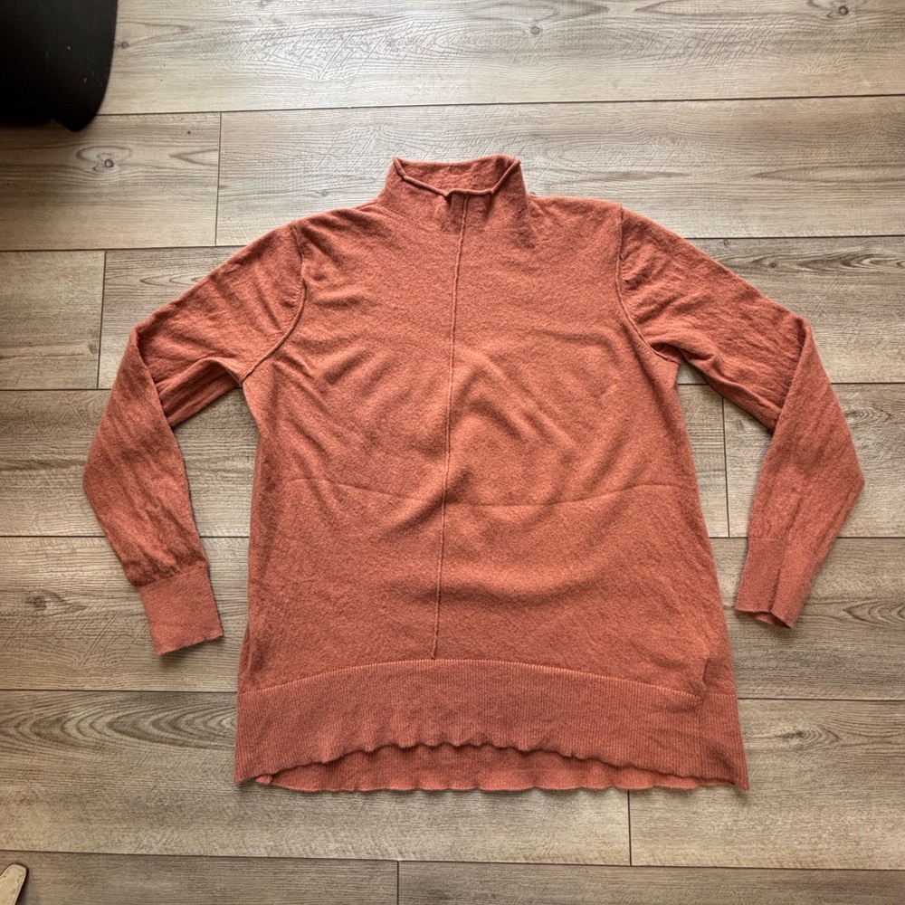 Cozy Banana Republic Rust Sweater